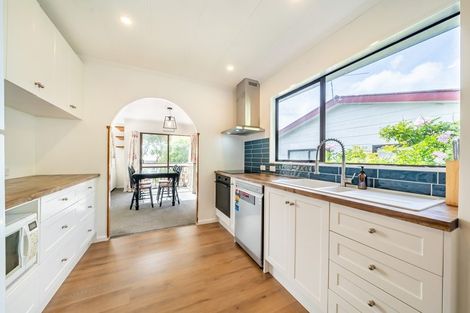 Photo of property in 12 Transom Close, Whitby, Porirua, 5024