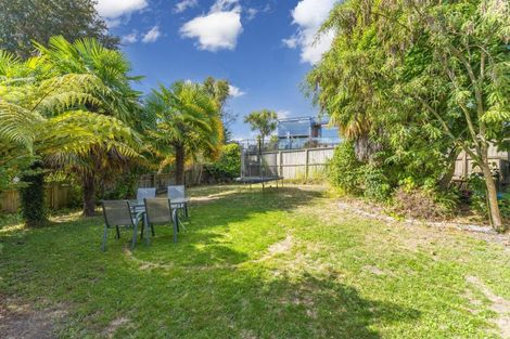 Photo of property in 9 Waihora Street, Taupo, 3330