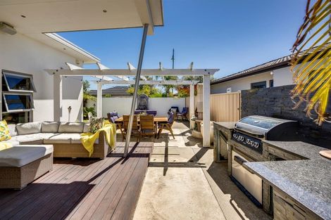 Photo of property in 21 Tasman Drive, Poraiti, Napier, 4112