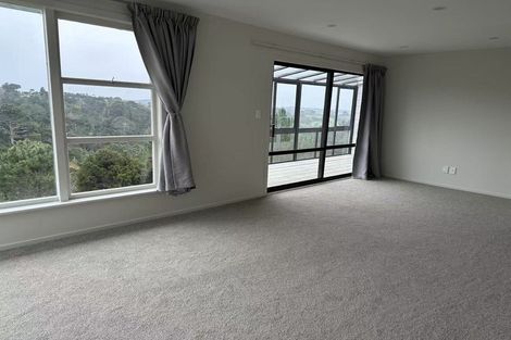 Photo of property in 981 East Coast Road, Redvale, Auckland, 0794