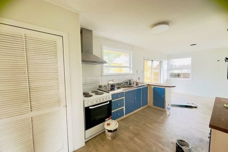 Photo of property in 16 Cargill Street, Papakura, 2110