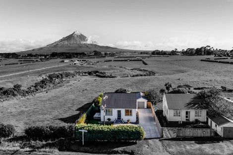 Photo of property in 4 Victoria Street, Kaponga, Hawera, 4679