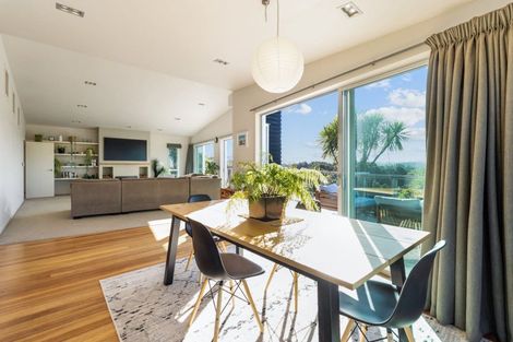 Photo of property in 590 Pataua Road North, Whareora, Whangarei, 0175