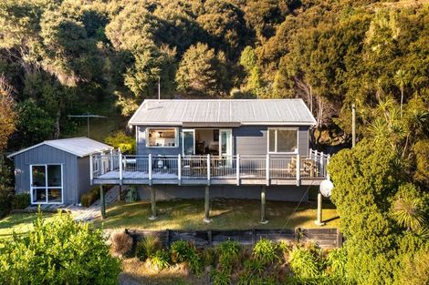 Photo of property in 20 Quail Crescent, Takamatua, 7581