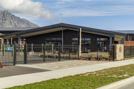 Photo of property in 55 Muster Road, Jacks Point, 9371