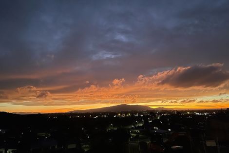 Photo of property in 99 Kakariki Grove, Waikanae, 5036