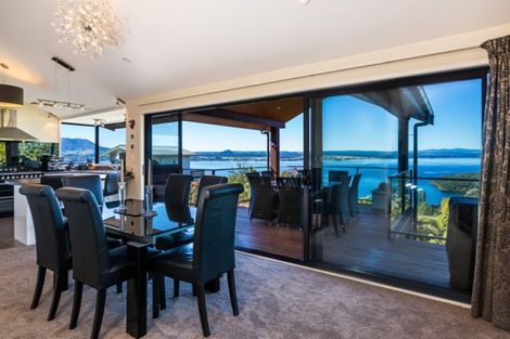 Photo of property in 74 Wakeman Road, Acacia Bay, Taupo, 3330