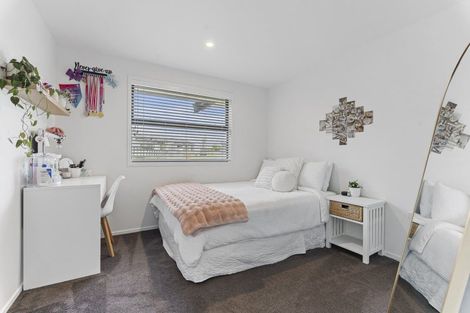 Photo of property in 52 Dillon Drive, Bell Block, New Plymouth, 4312