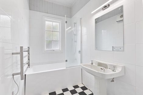 Photo of property in 37 Ohaupo Road, Melville, Hamilton, 3206