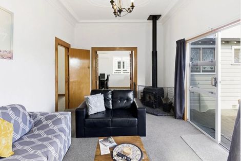 Photo of property in 178 Victoria Road, Saint Clair, Dunedin, 9012