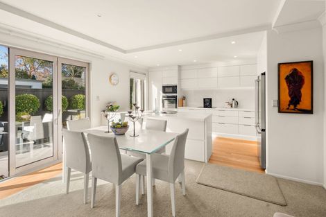 Photo of property in 42 Mcdougall Avenue, St Albans, Christchurch, 8014