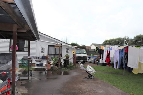 Photo of property in 15 Mcentee Street, Papakura, 2110