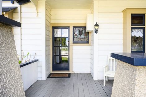 Photo of property in 19 Beresford Street, Takaro, Palmerston North, 4410