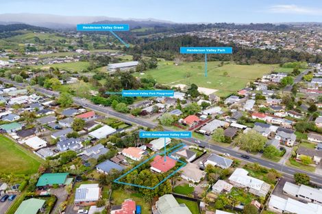 Photo of property in 2/160 Henderson Valley Road, Henderson, Auckland, 0612