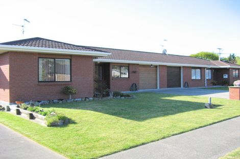 Photo of property in 2a Heihei Place, Paraparaumu, 5032