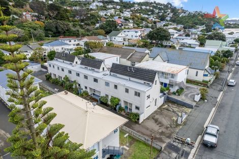 Photo of property in 74f4 Freyberg Street, Lyall Bay, Wellington, 6022