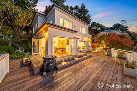 Photo of property in 31 Walter Road, Lowry Bay, Lower Hutt, 5013
