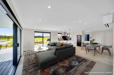 Photo of property in 18a Foreshore Lane, Karaka, Papakura, 2113