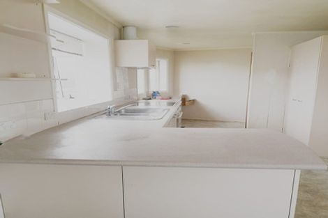 Photo of property in 68b Botany Road, Botany Downs, Auckland, 2010