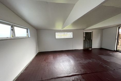 Photo of property in 28 Kairanga Street, Mangere East, Auckland, 2024