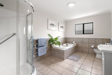 Photo of property in 9a Hogg Crescent, Masterton, 5810