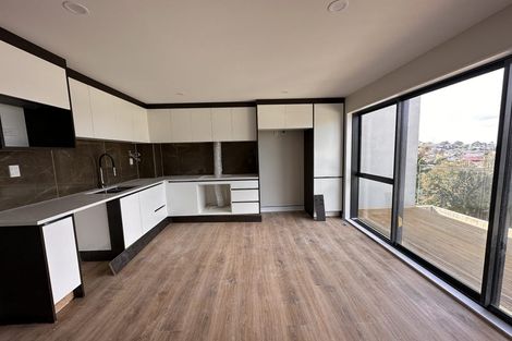 Photo of property in 309 Don Buck Road, Massey, Auckland, 0614