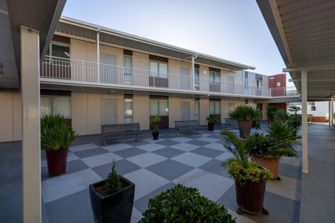 Photo of property in 305/332 Maunganui Road, Mount Maunganui, 3116