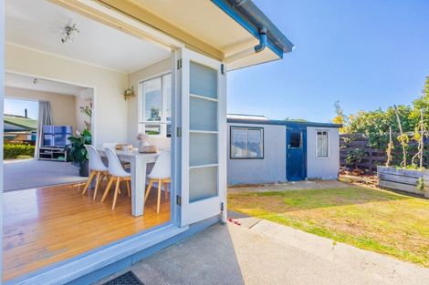 Photo of property in 33 Breadalbane Road, Havelock North, 4130