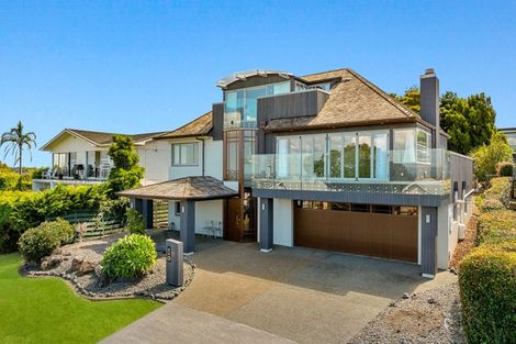 Photo of property in 11 Katui Street, Castor Bay, Auckland, 0620