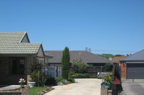 Photo of property in 16 Mull Place, Broomfield, Christchurch, 8042
