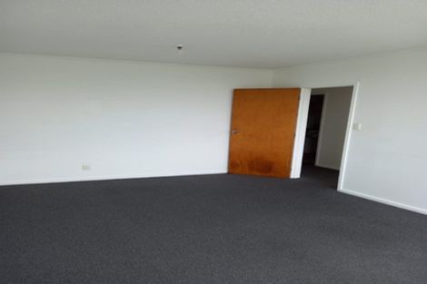 Photo of property in 19 Barber Grove, Moera, Lower Hutt, 5010
