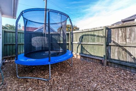 Photo of property in 8 Fovant Street, Russley, Christchurch, 8042