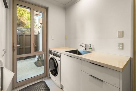 Photo of property in 42 Mcdougall Avenue, St Albans, Christchurch, 8014