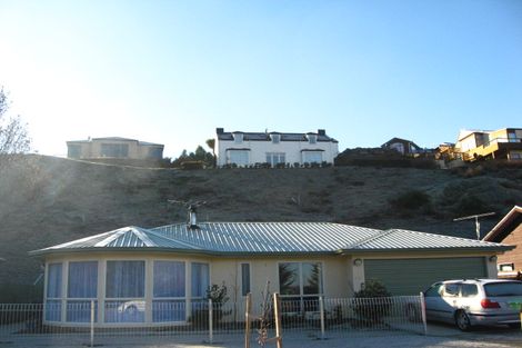 Photo of property in 55 Mcdonnell Road, Arrowtown, 9302