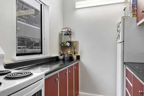 Photo of property in Hobson Court Flats, 14/70u Hobson Street, Thorndon, Wellington, 6011