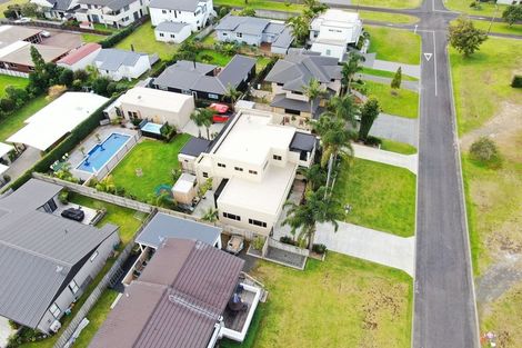 Photo of property in 101 Leighton Road, Whangamata, 3620