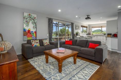 Photo of property in 74 Navigation Drive, Whitby, Porirua, 5024