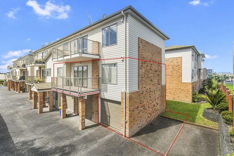 Photo of property in St Claire Village, 176/172 Mcleod Road, Te Atatu South, Auckland, 0610