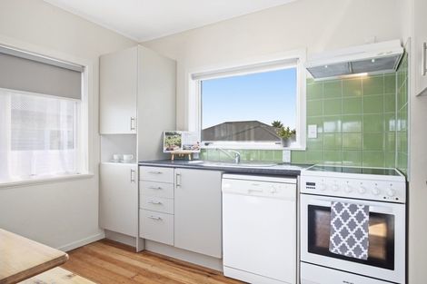 Photo of property in 99a Helvetia Road, Pukekohe, 2120