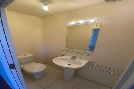 Photo of property in 2u1 King Street, Mount Cook, Wellington, 6021