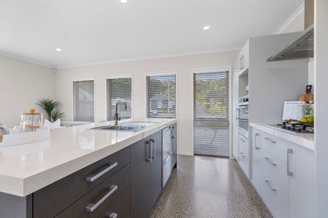Photo of property in 14 Rochfort Crescent, Pyes Pa, Tauranga, 3112