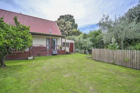 Photo of property in 73 Ferry Road, Clive, 4102