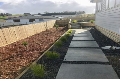 Photo of property in 11 Franheim Crescent, Orewa, 0931