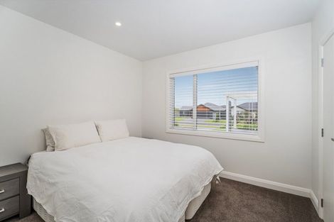 Photo of property in 5 Lady Jocelyn Place, Whitianga, 3510