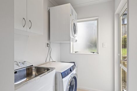 Photo of property in 6 San Angelo Court, Henderson, Auckland, 0612