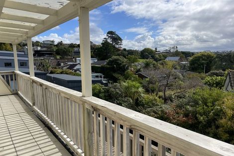 Photo of property in 2/28 Waiau Street, Torbay, Auckland, 0630