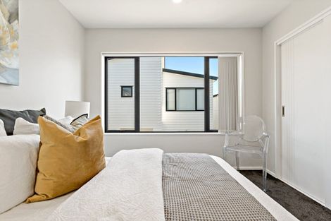 Photo of property in 24b Poinsettia Place, Henderson, Auckland, 0610