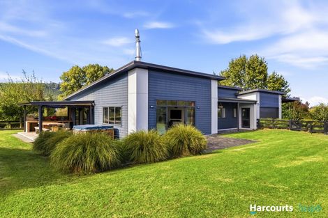 Photo of property in 92 Lisland Drive, Kinloch, Taupo, 3377