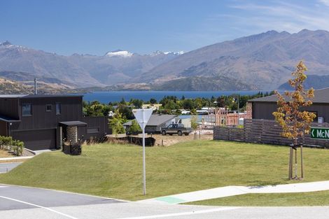 Photo of property in 49 Farrant Drive, Wanaka, 9305