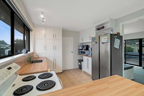 Photo of property in 16 Torlesse Crescent, Darfield, 7510